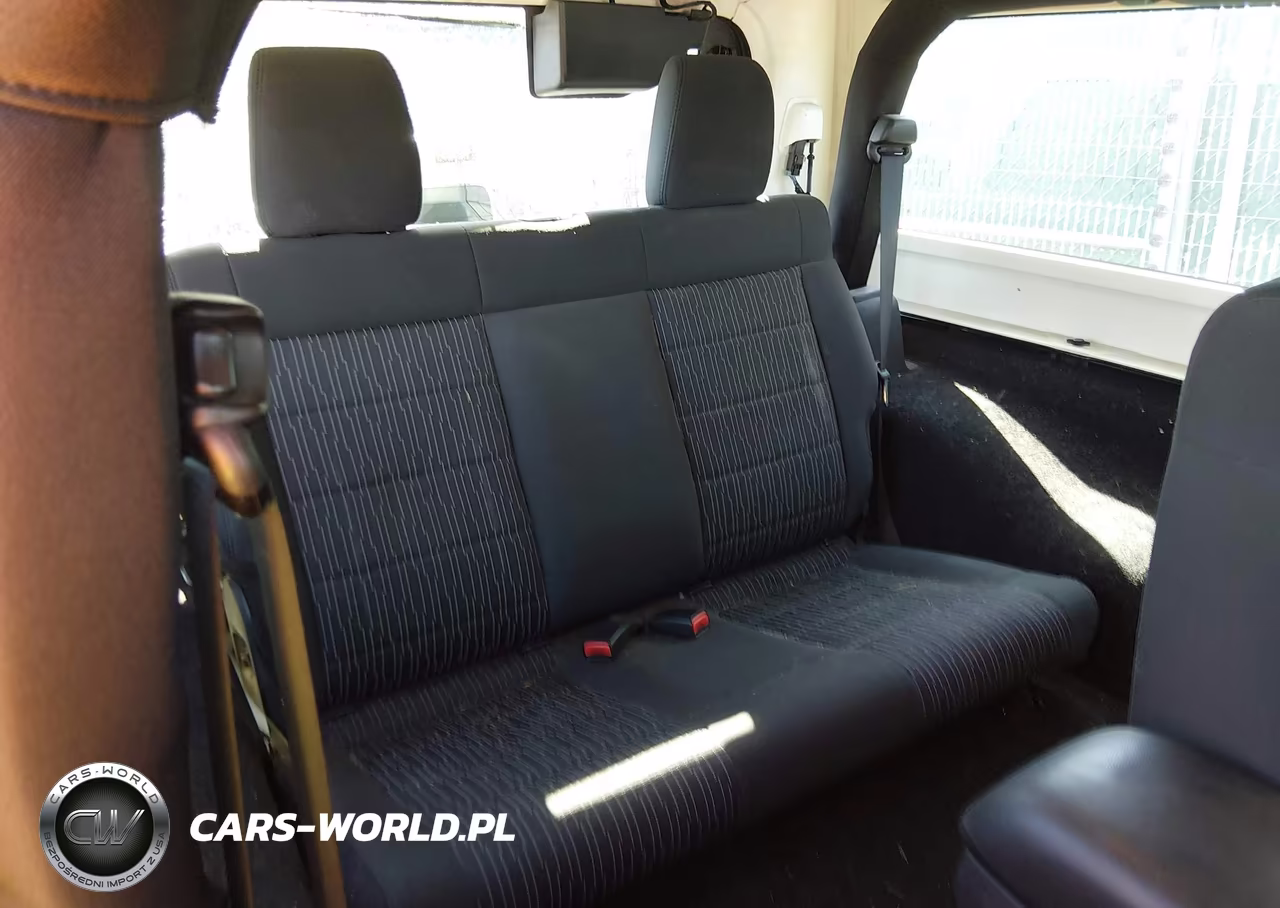 2011 Jeep Wrangler Sport VIN:1J4AA2D10BL547703 - 8