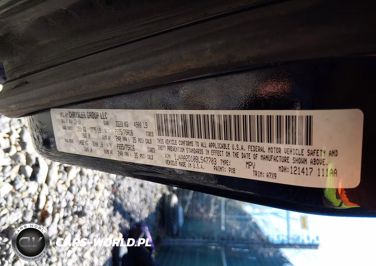 2011 Jeep Wrangler Sport VIN:1J4AA2D10BL547703 - 9