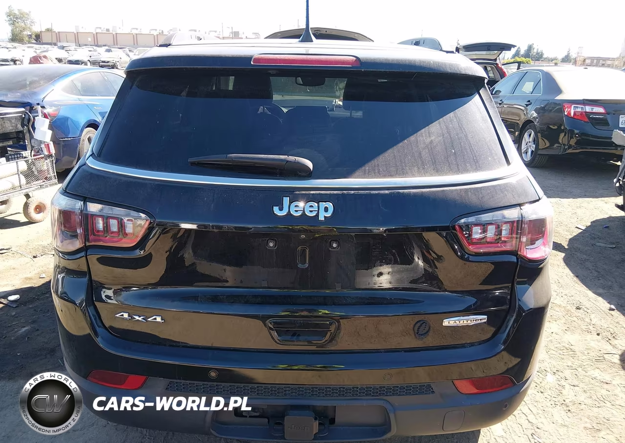2022 Jeep Compass Latitude 4X4 VIN:3C4NJDBBXNT126756 - 16