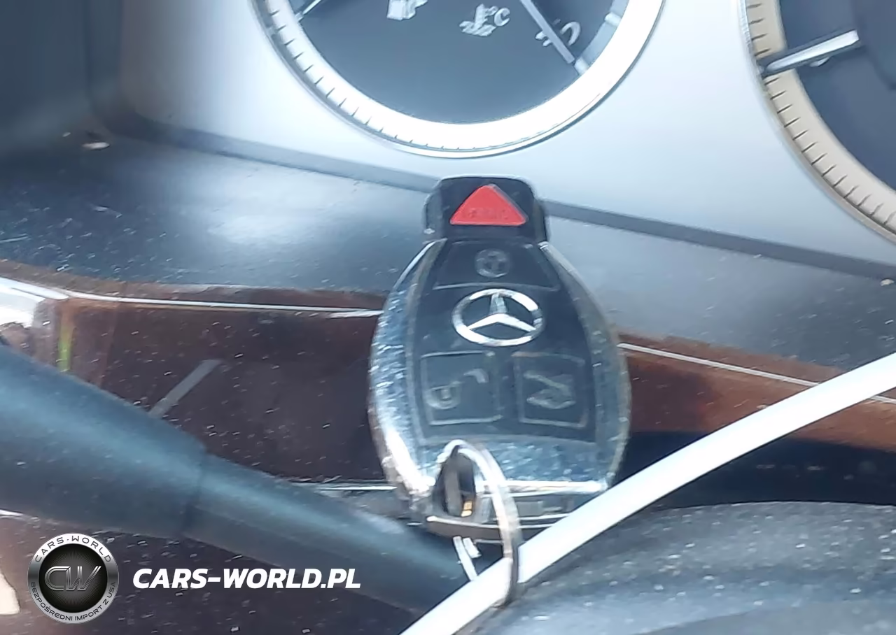 2010 Mercedes-Benz Glk 350 4Matic VIN:WDCGG8HB9AF470261 - 11