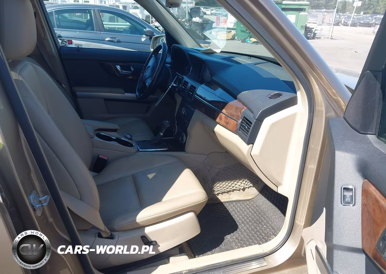 2010 Mercedes-Benz Glk 350 4Matic VIN:WDCGG8HB9AF470261 - 5
