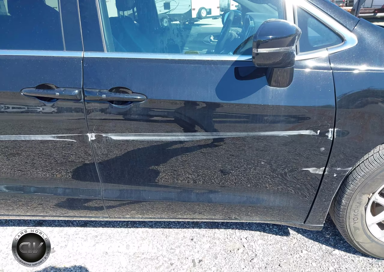 2025 Chrysler Voyager Lx VIN:2C4RC1CG9SR583870 - 13