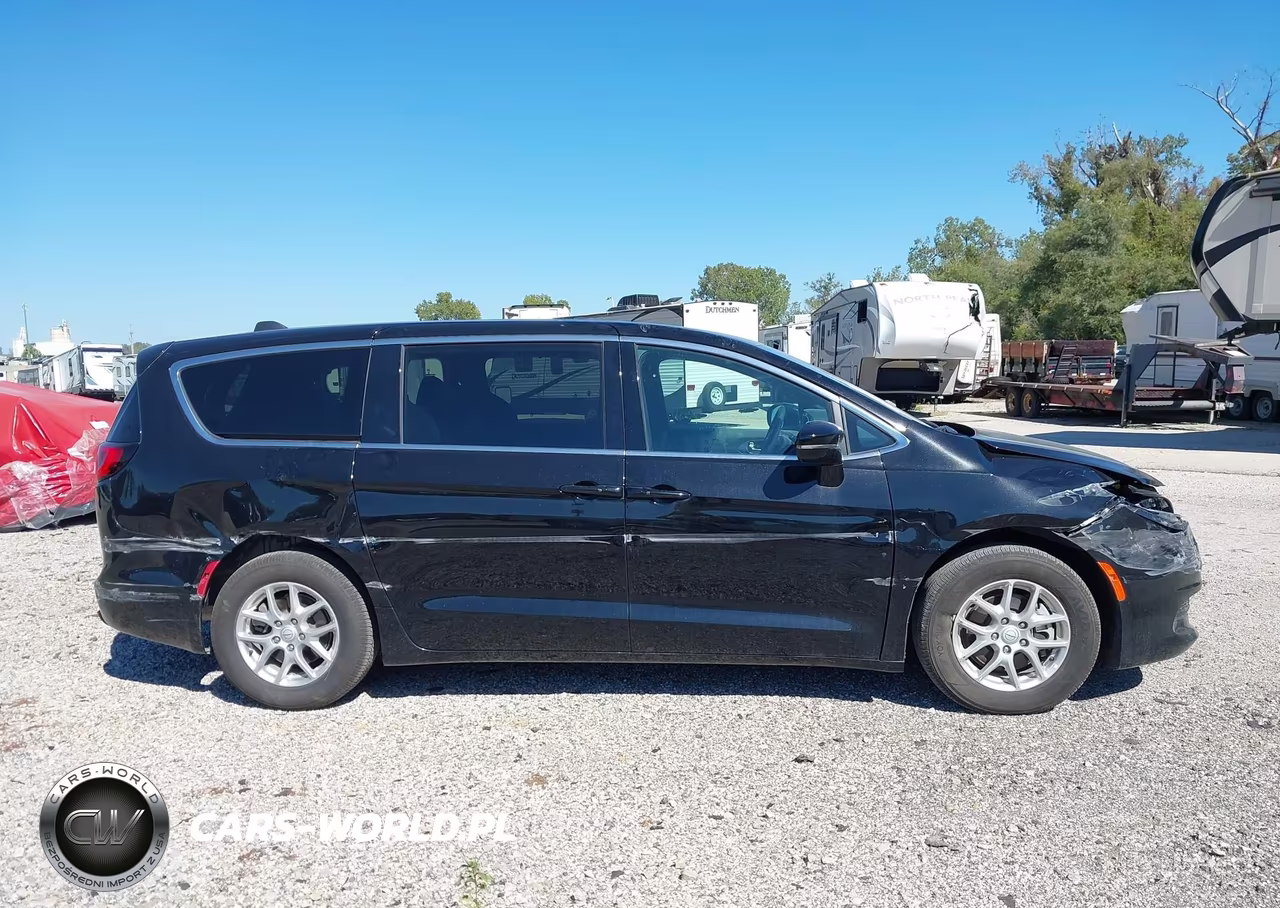 2025 Chrysler Voyager Lx VIN:2C4RC1CG9SR583870 - 18