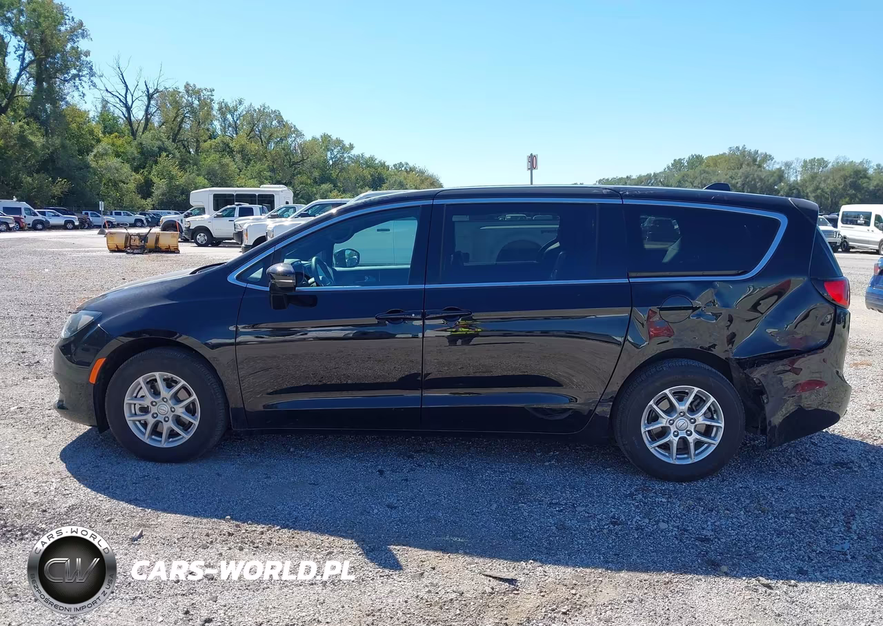 2025 Chrysler Voyager Lx VIN:2C4RC1CG9SR583870 - 19