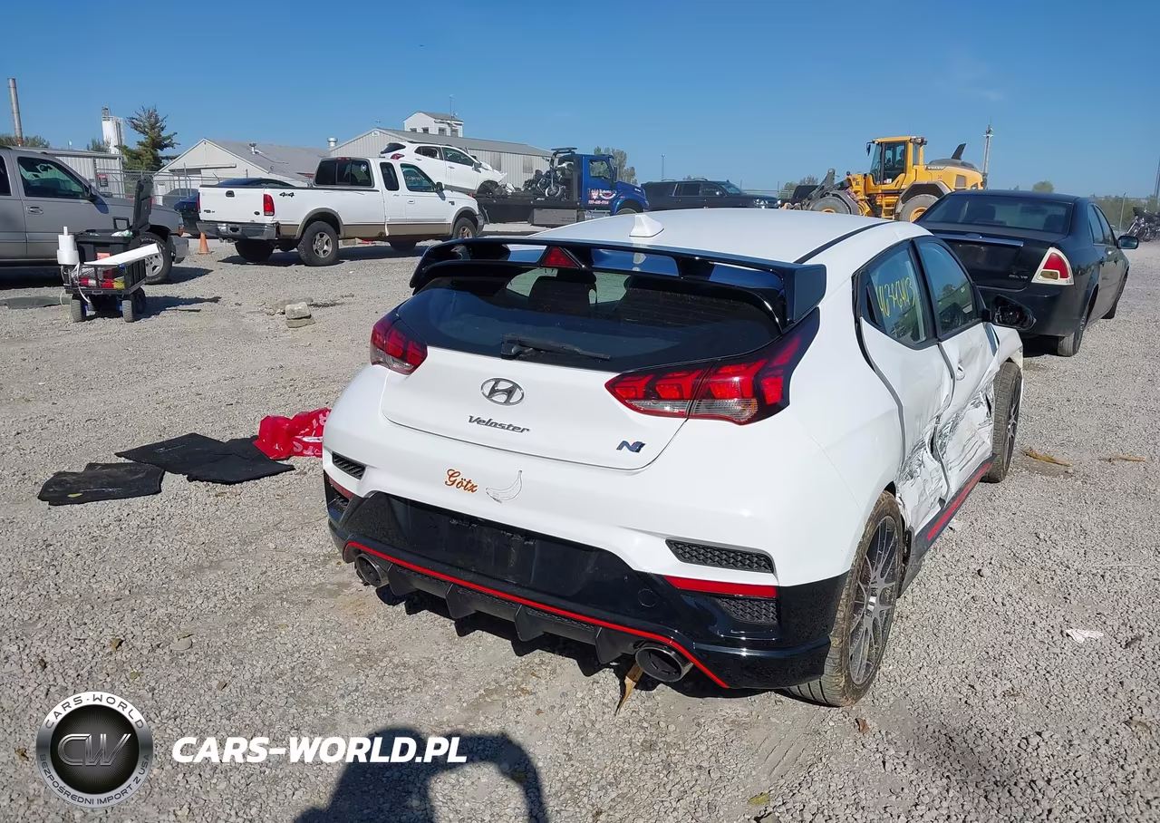 2021 Hyundai Veloster N VIN:KMHT36AH6MU010487 - 4