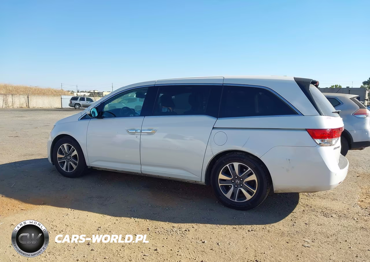 2015 Honda Odyssey Touring-Touring Elite VIN:5FNRL5H96FB122791 - 14