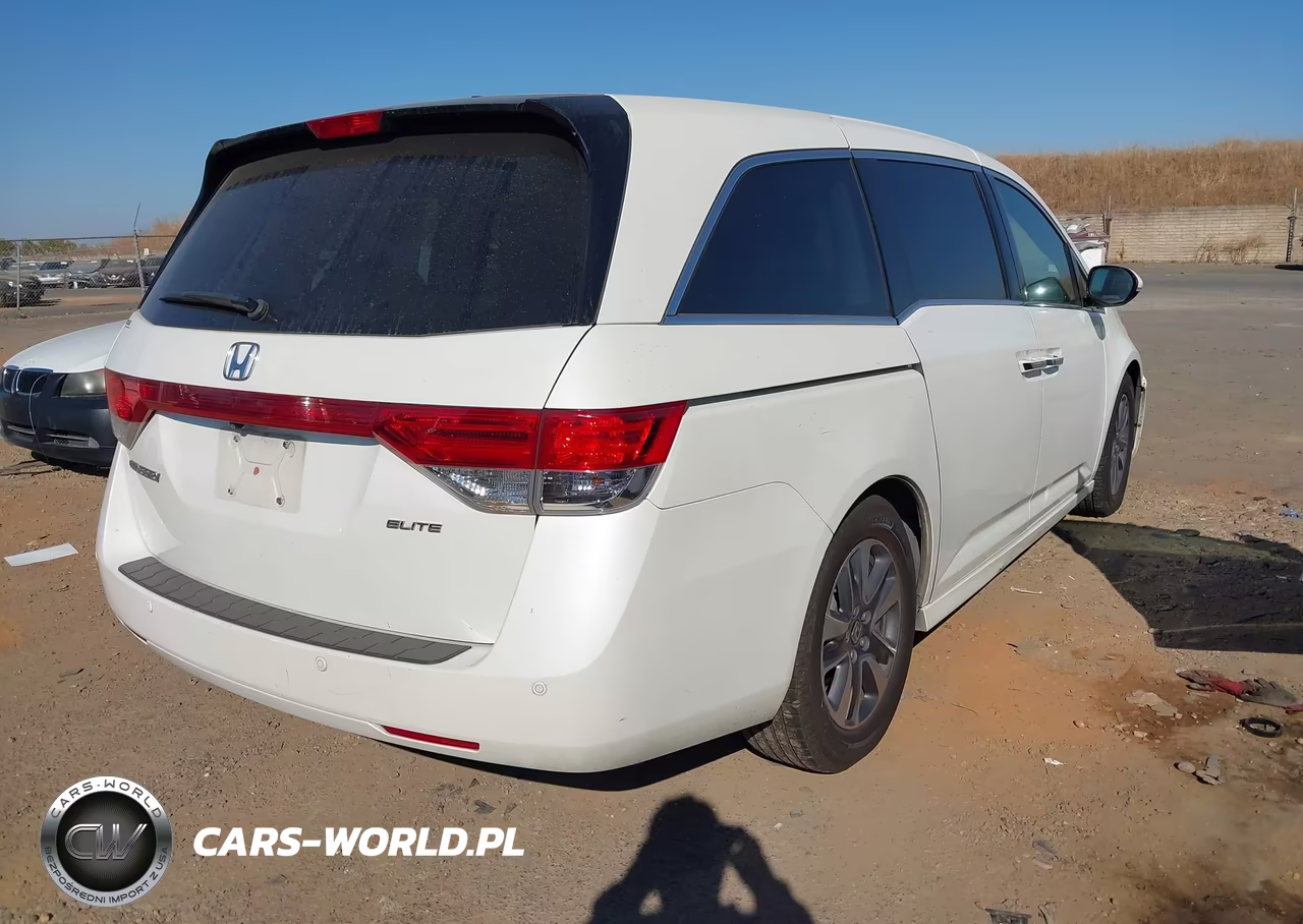 2015 Honda Odyssey Touring-Touring Elite VIN:5FNRL5H96FB122791 - 4