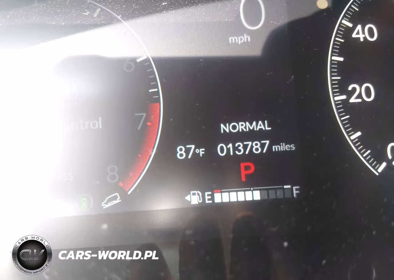 2025 Honda Hr-V Lx VIN:3CZRZ1H31SM723819 - 14