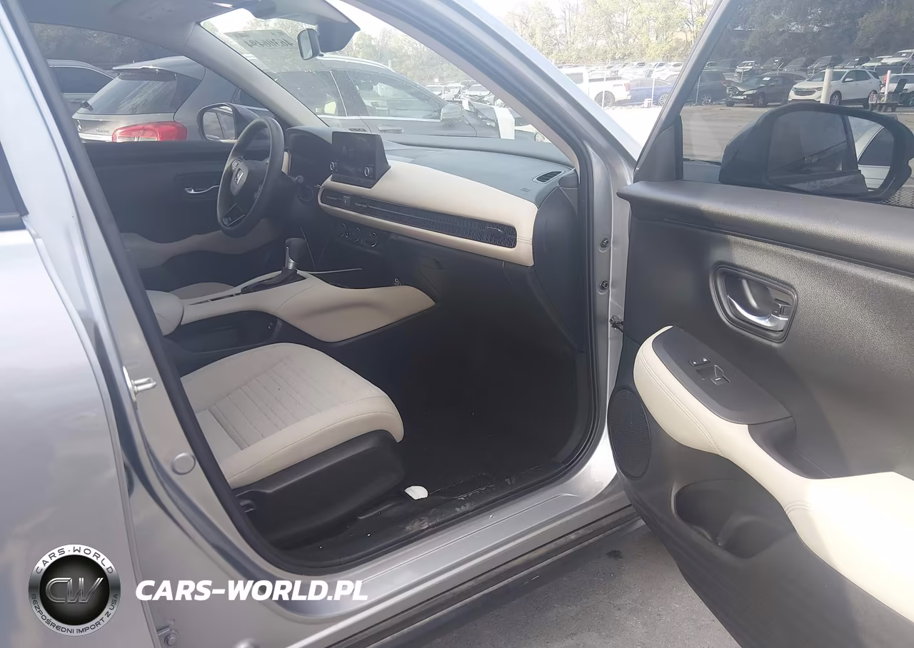 2025 Honda Hr-V Lx VIN:3CZRZ1H31SM723819 - 5