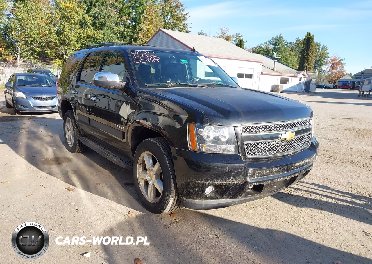 2013 Chevrolet Tahoe Lt VIN:1GNSKBE00DR356982 - 1