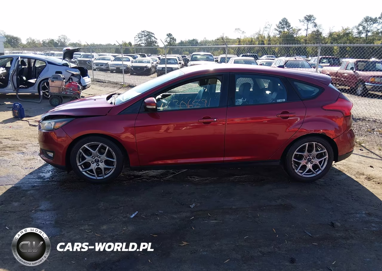 2015 Ford Focus Se VIN:1FADP3K27FL373501 - 14