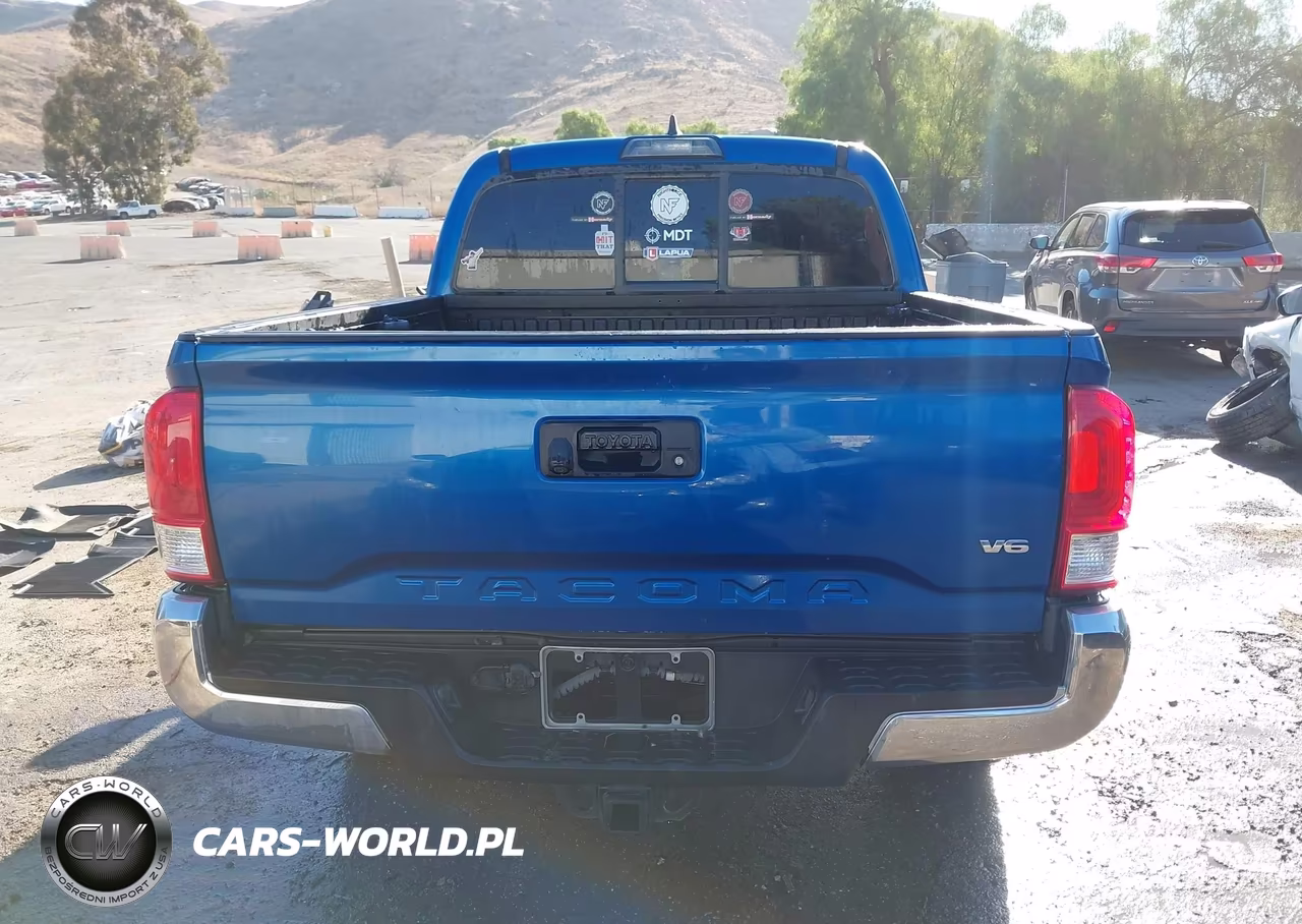 2017 Toyota Tacoma Sr5 V6 VIN:3TMAZ5CN2HM050857 - 16