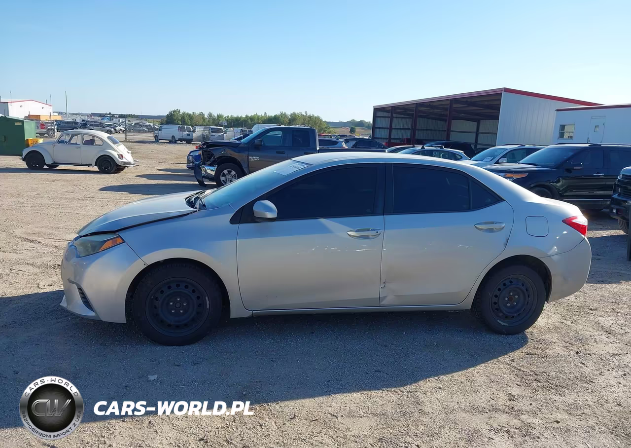 2016 Toyota Corolla Le VIN:2T1BURHE7GC526711 - 14