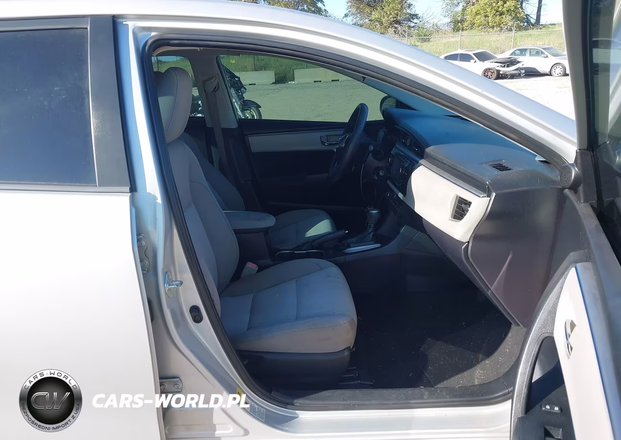 2016 Toyota Corolla Le VIN:2T1BURHE7GC526711 - 5