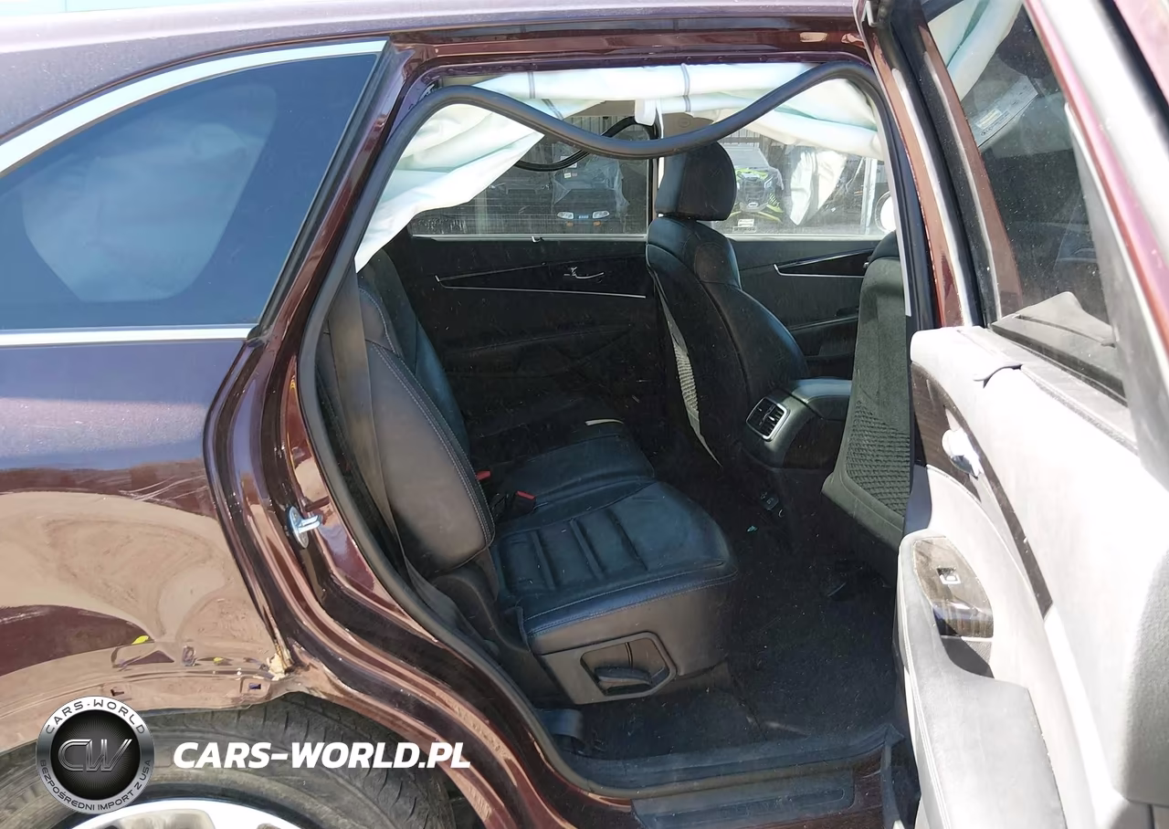 2019 Kia Sorento 3.3L Ex VIN:5XYPHDA54KG509367 - 8