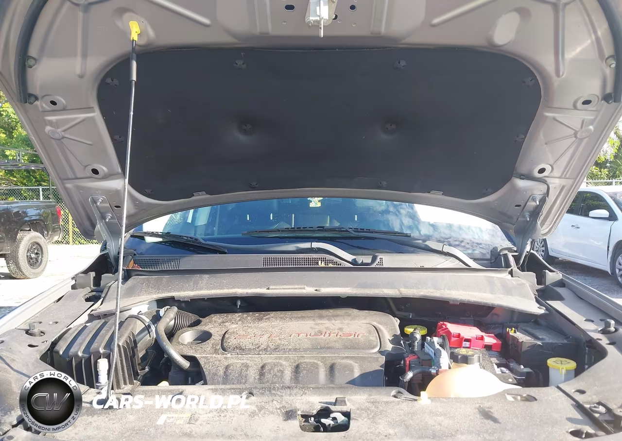 2019 Jeep Compass Latitude 4X4 VIN:3C4NJDBB2KT839498 - 10