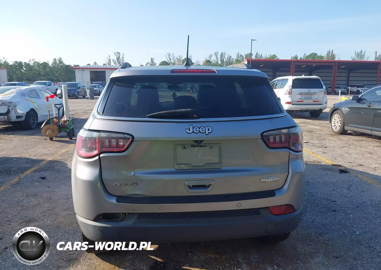 2019 Jeep Compass Latitude 4X4 VIN:3C4NJDBB2KT839498 - 6