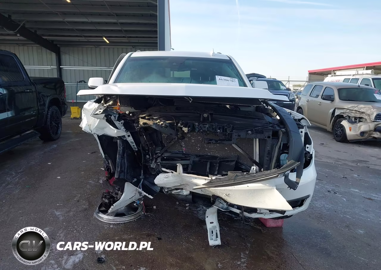 2015 Chevrolet Tahoe Lt VIN:1GNSKBKC7FR536042 - 12