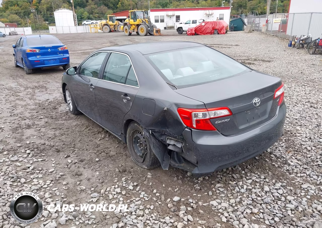 2012 Toyota Camry Le VIN:4T1BF1FK4CU004938 - 3