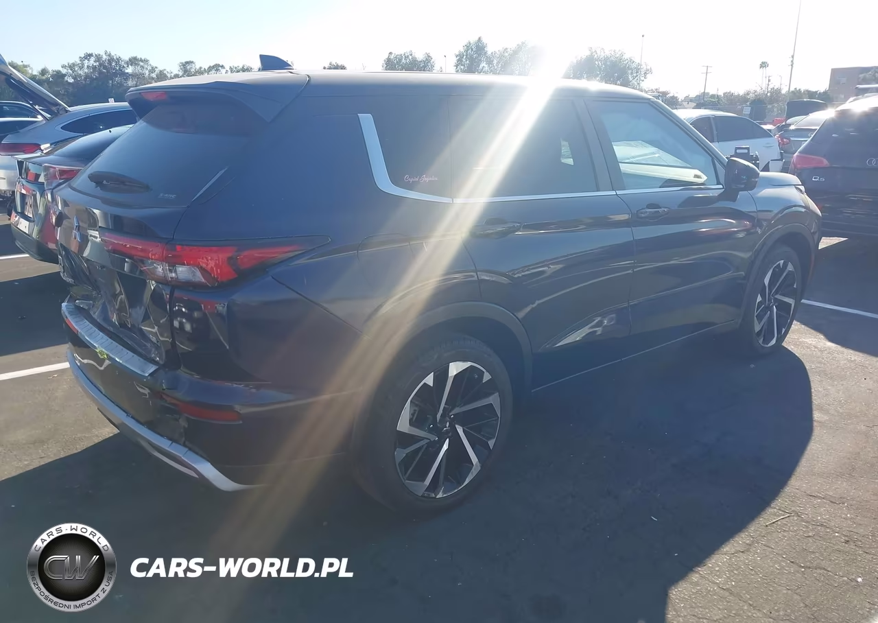 2022 Mitsubishi Outlander Black Edition S-Awc-Se 2.5 S-Awc-Se Launch Edition S-Awc VIN:JA4J4UA88NZ080486 - 4