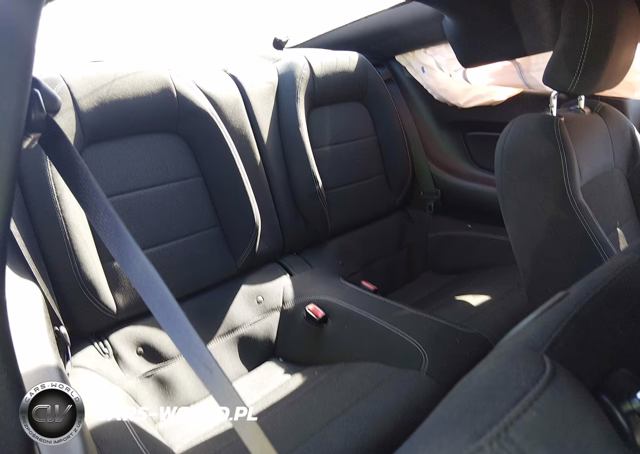 2016 Ford Mustang V6 VIN:1FA6P8AM3G5240863 - 8