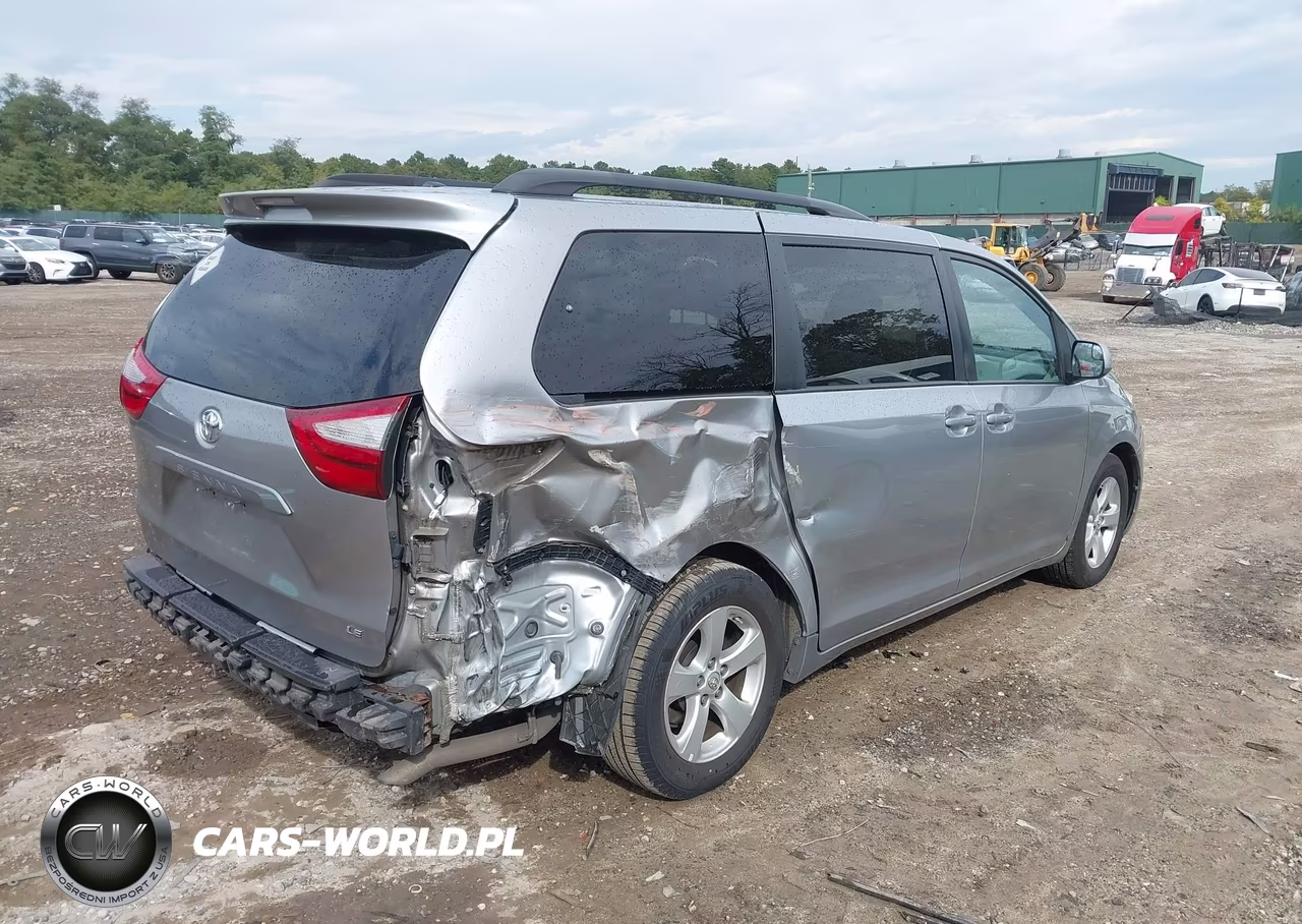 2016 Toyota Sienna Le 8 Passenger VIN:5TDKK3DC4GS755393 - 4