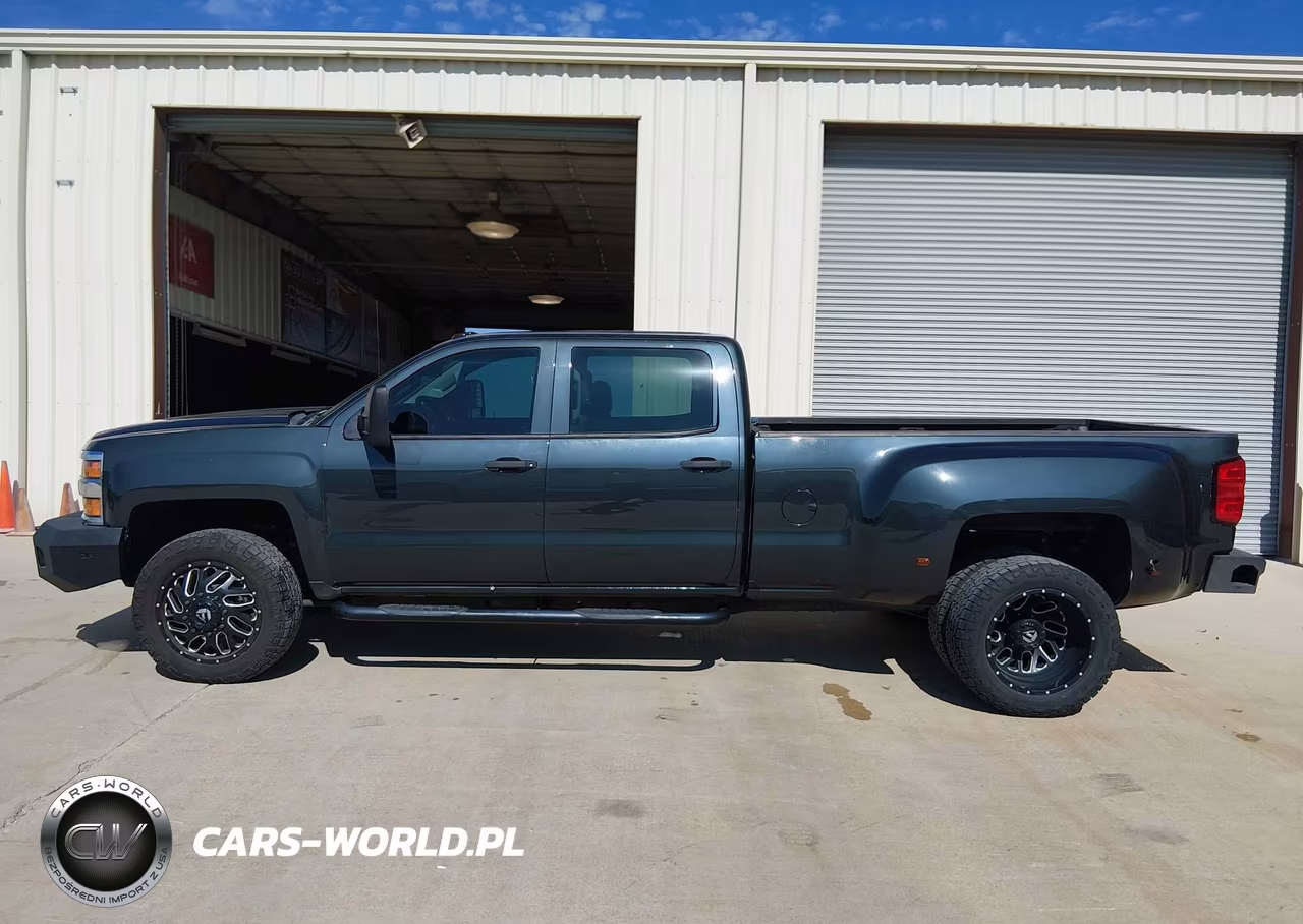 2018 Chevrolet Silverado 3500Hd Wt VIN:1GC4CYCG7JF273807 - 19