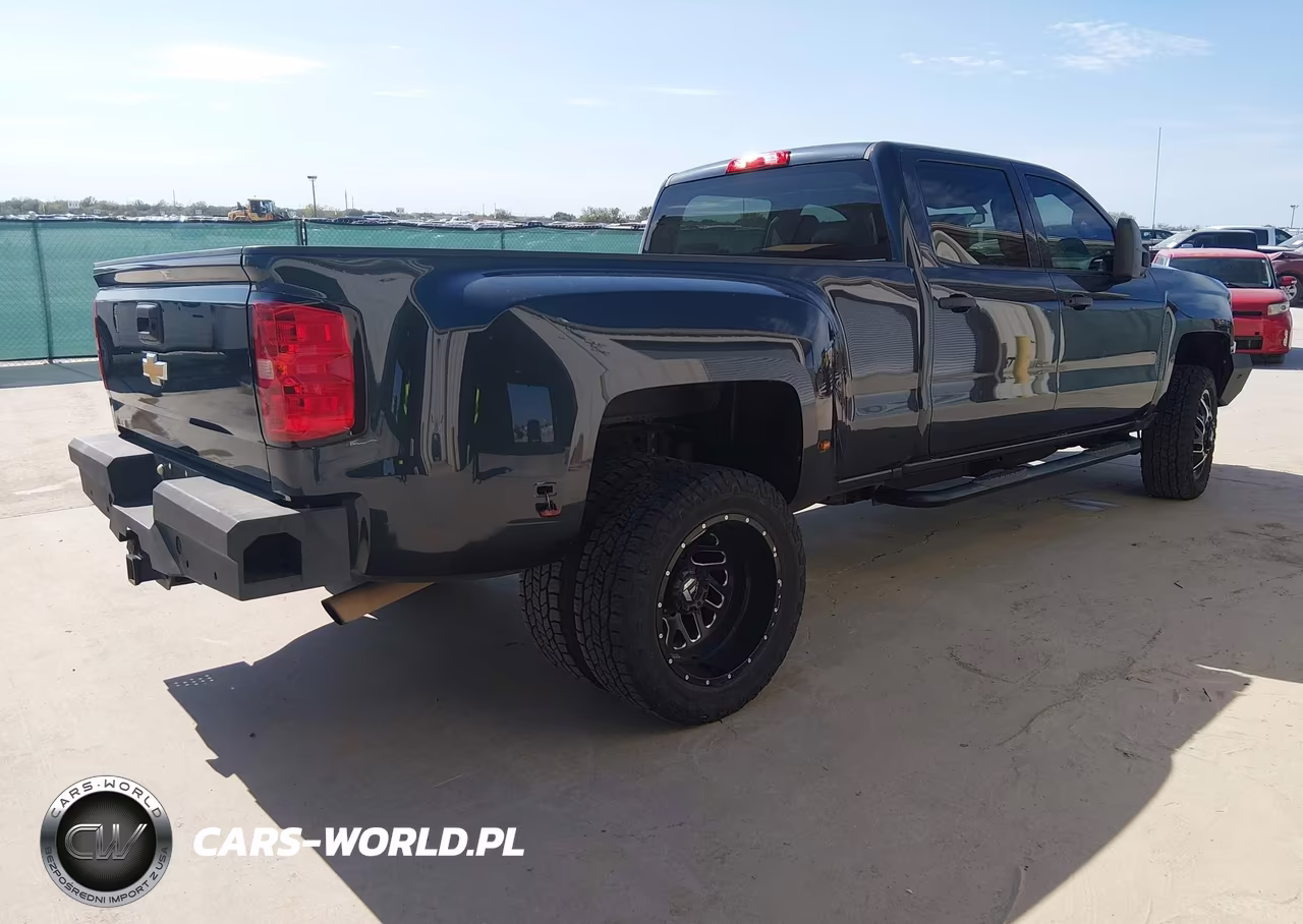 2018 Chevrolet Silverado 3500Hd Wt VIN:1GC4CYCG7JF273807 - 4