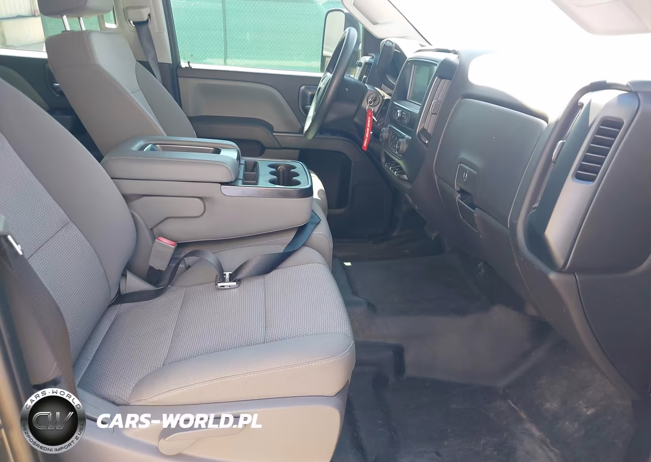 2018 Chevrolet Silverado 3500Hd Wt VIN:1GC4CYCG7JF273807 - 5