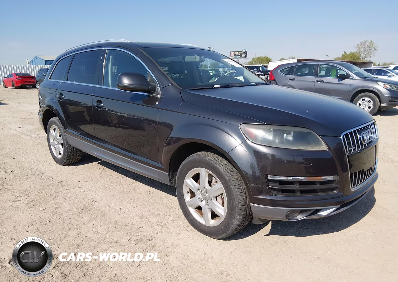 2013 Audi Q7 3.0T Premium VIN:WA1CGAFE2DD002438 - 1