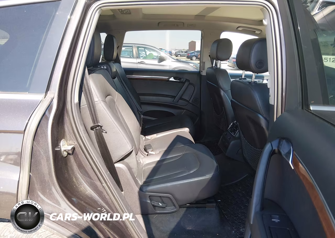 2013 Audi Q7 3.0T Premium VIN:WA1CGAFE2DD002438 - 8