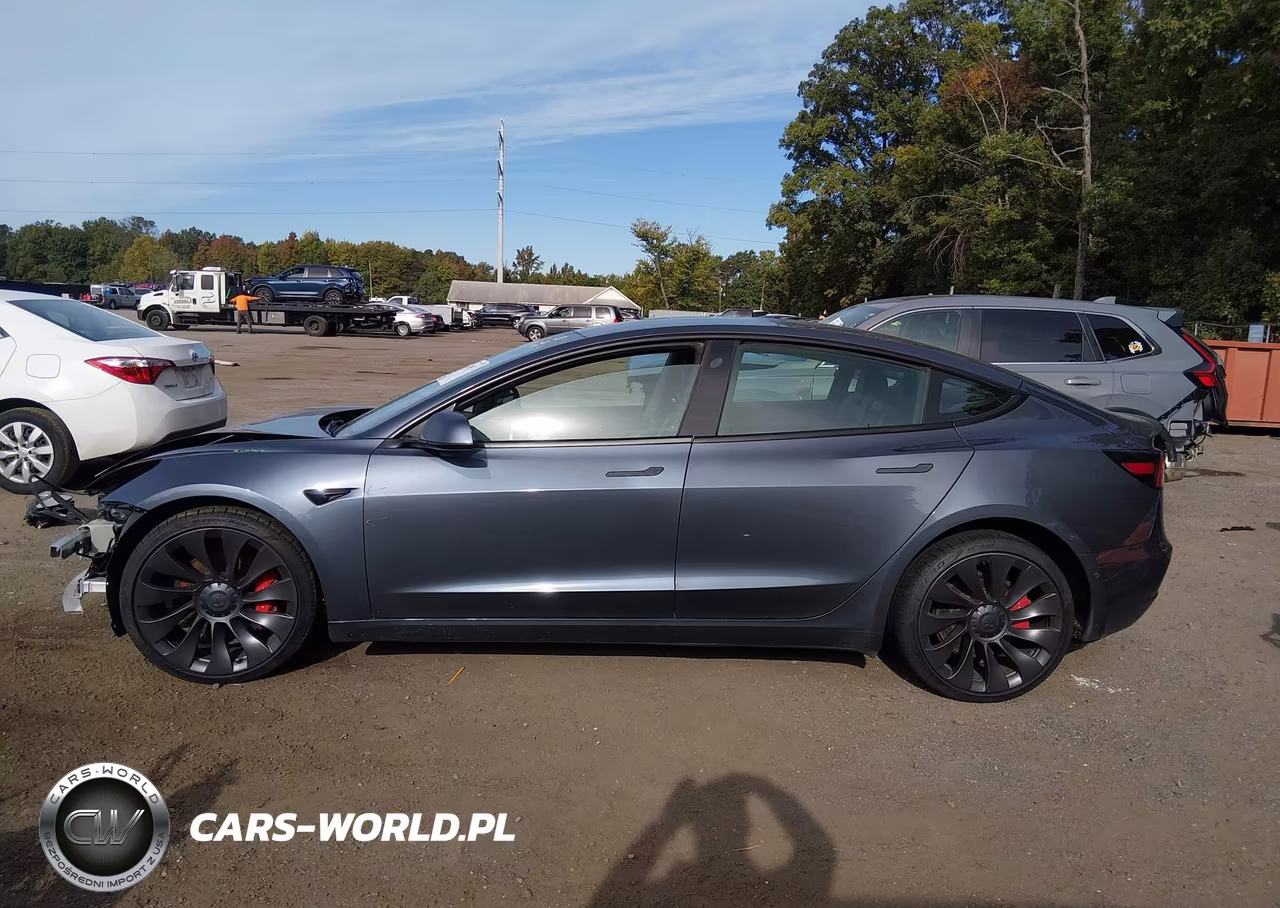 2022 Tesla Model 3 Performance Dual Motor All-Wheel Drive VIN:5YJ3E1EC6NF336140 - 14