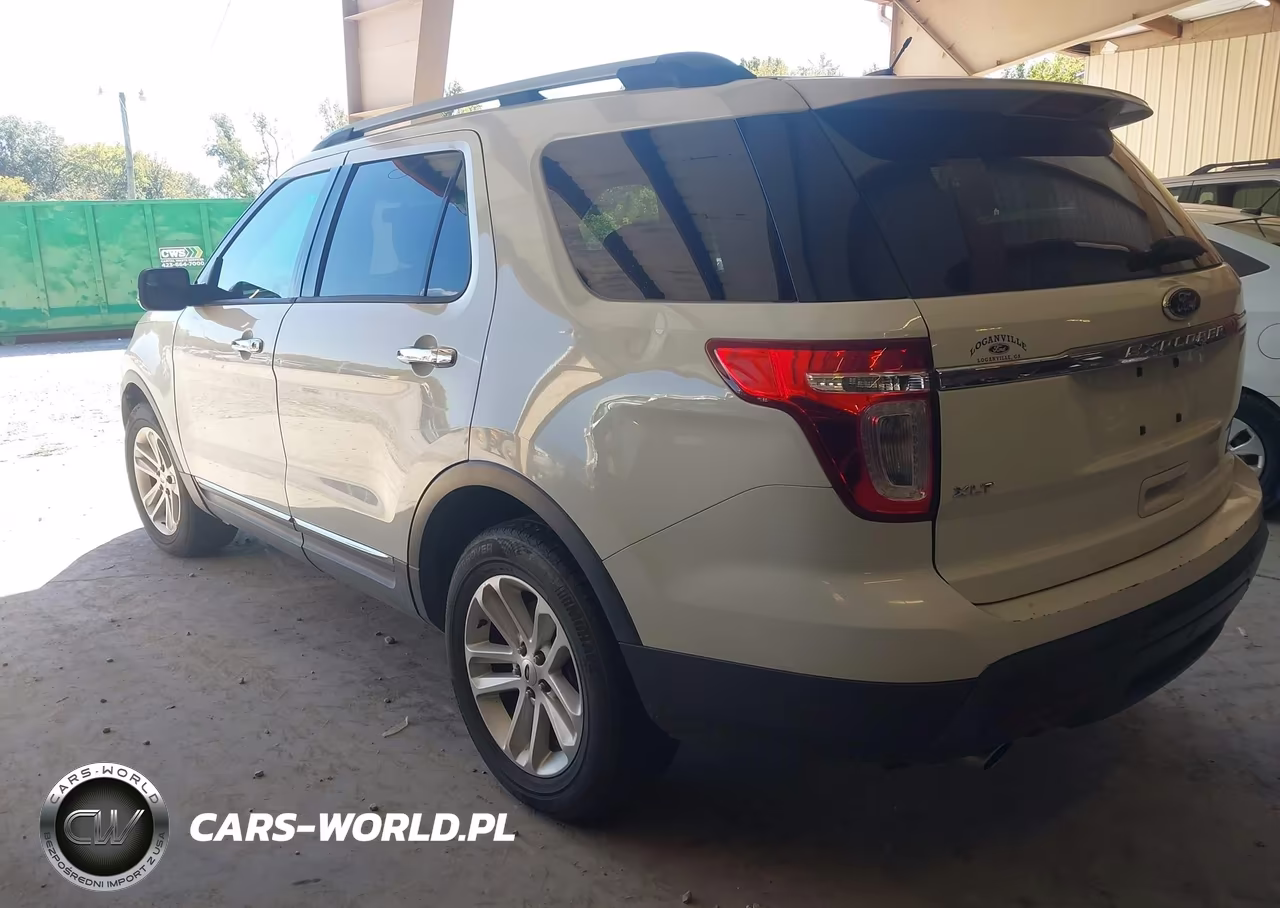 2012 Ford Explorer Xlt VIN:1FMHK7D86CGB03100 - 3