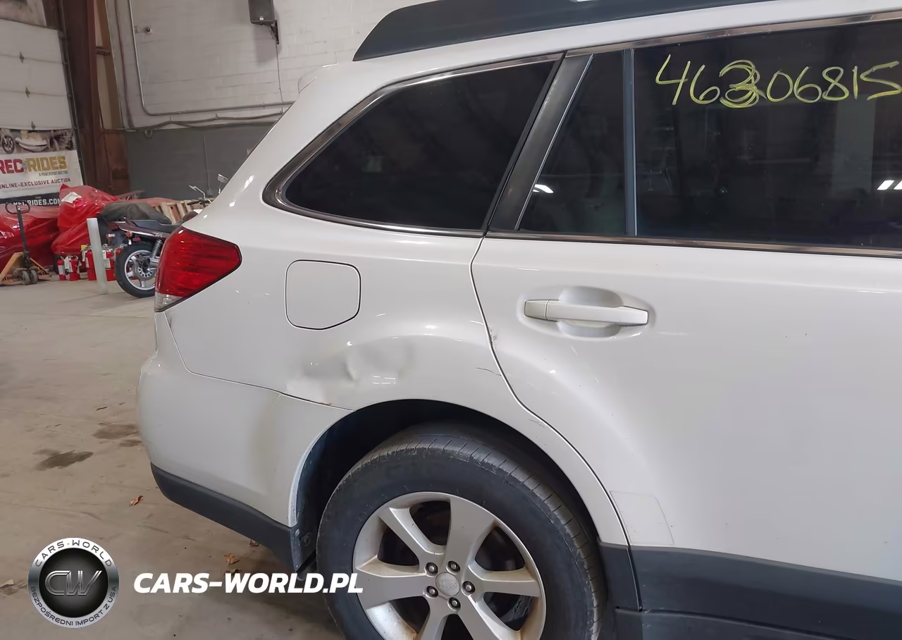 2014 Subaru Outback 2.5I Premium VIN:4S4BRBCC9E3245459 - 6