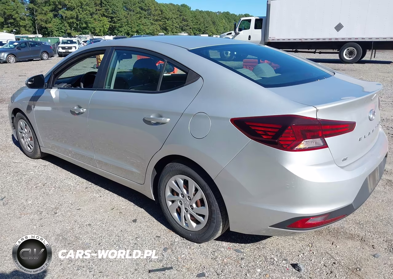 2019 Hyundai Elantra Se VIN:5NPD74LF8KH486633 - 3