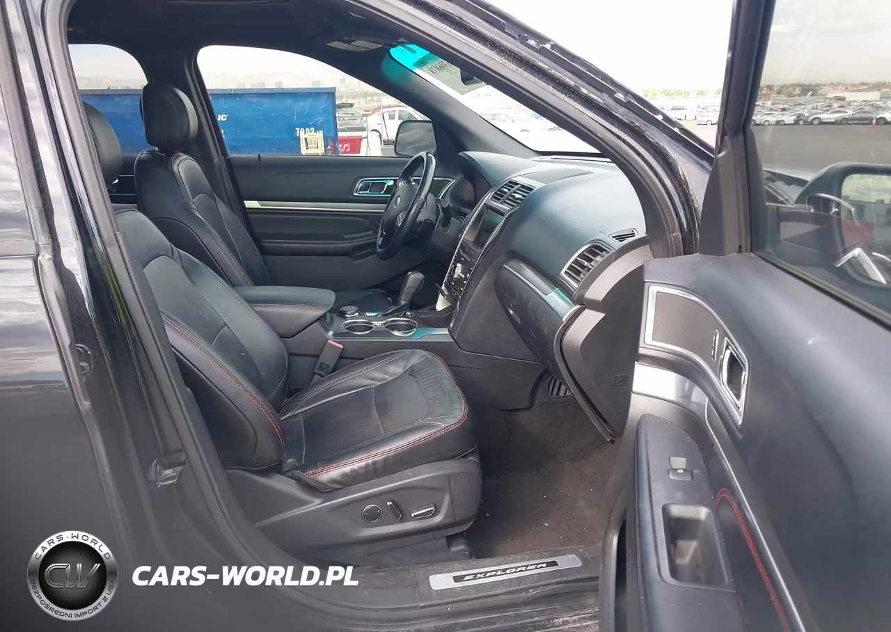 2016 Ford Explorer Sport VIN:1FM5K8GT9GGB63144 - 5