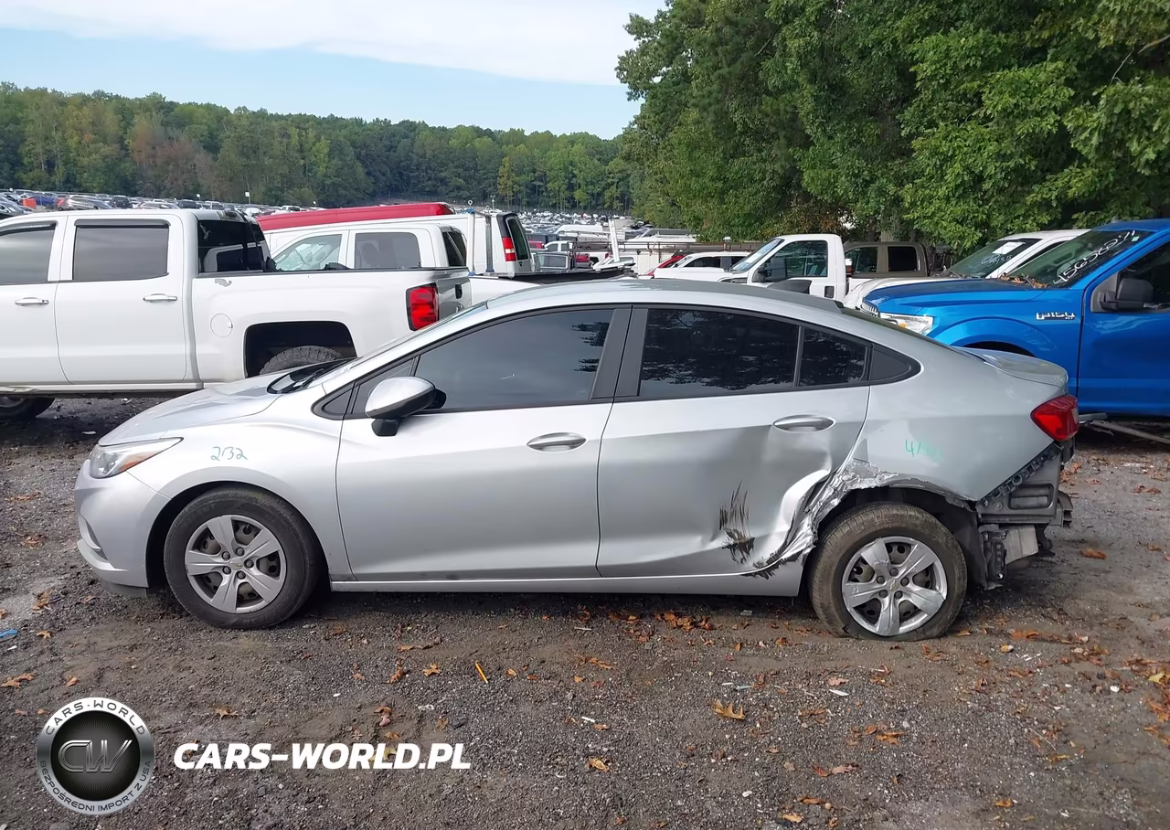 2018 Chevrolet Cruze Ls Auto VIN:1G1BC5SM2J7213045 - 15