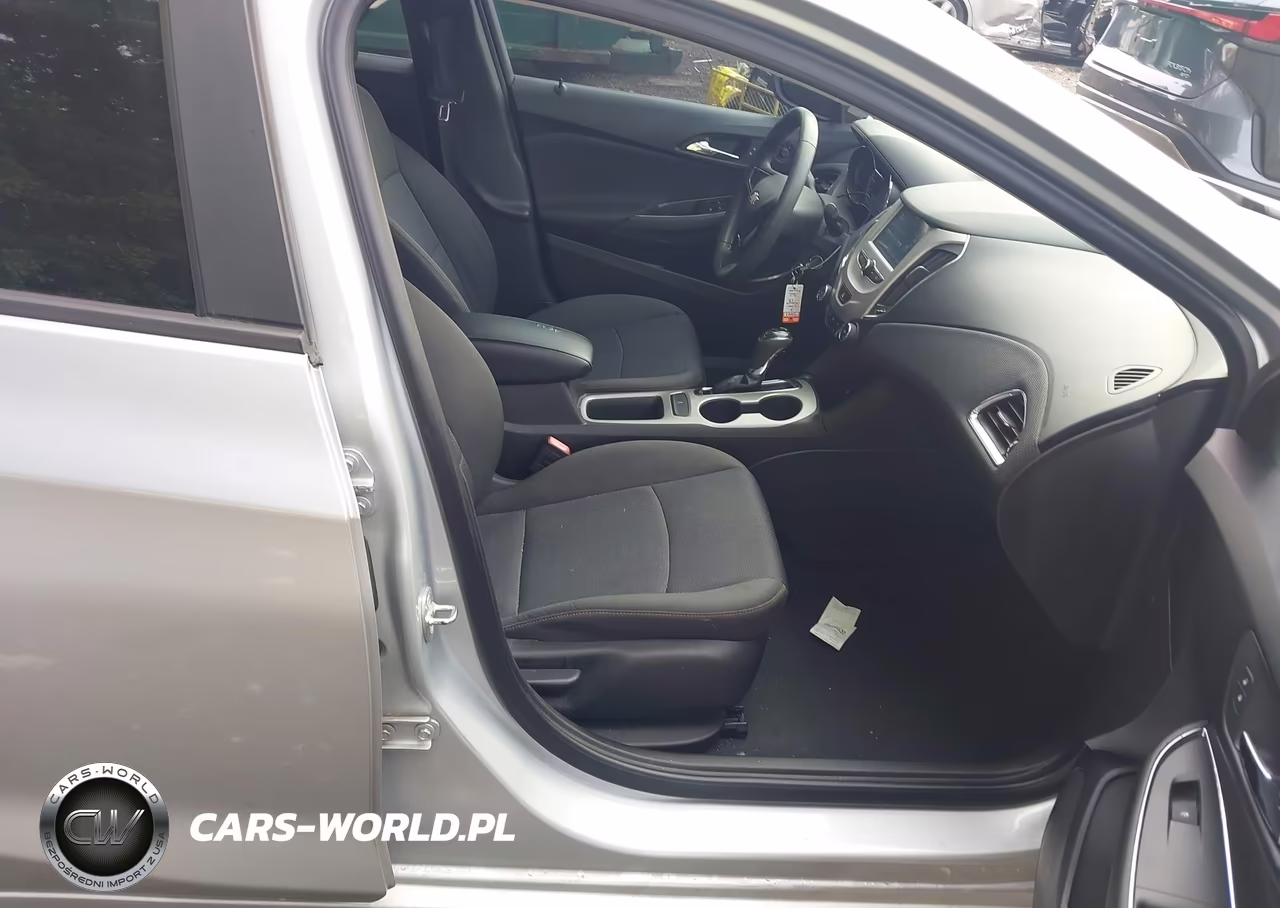 2018 Chevrolet Cruze Ls Auto VIN:1G1BC5SM2J7213045 - 5