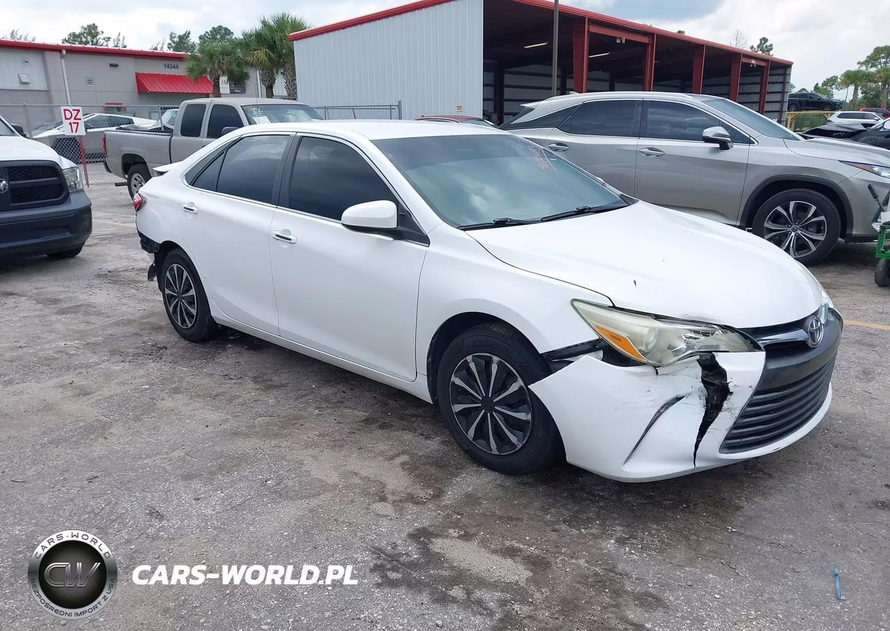 2015 Toyota Camry Le