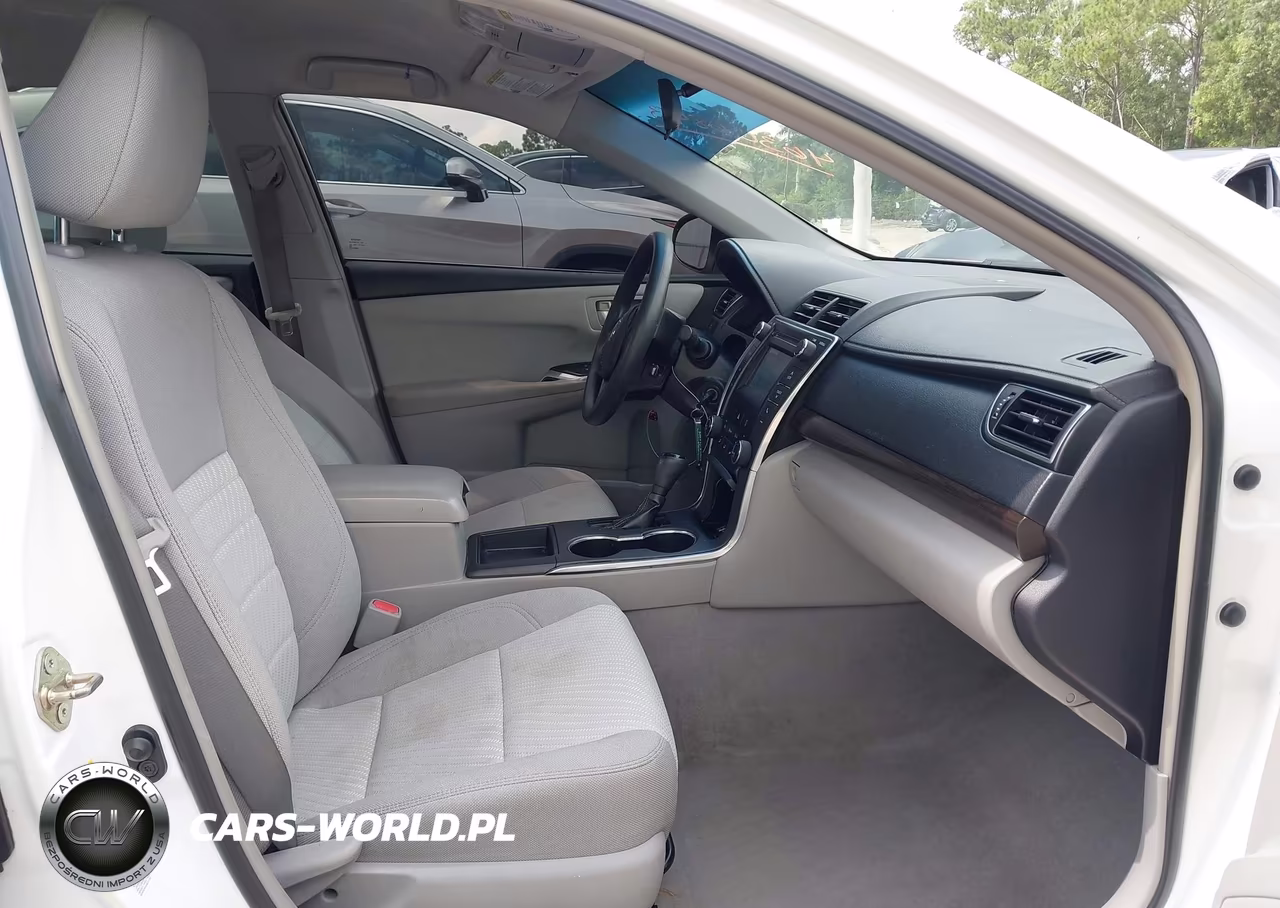2015 Toyota Camry Le VIN:4T1BF1FK6FU001401 - 5
