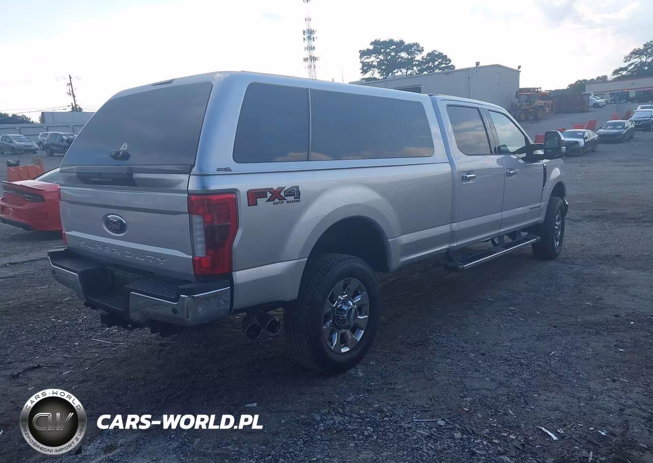 2018 Ford F-350 Lariat VIN:1FT8W3BT4JEB48036 - 4