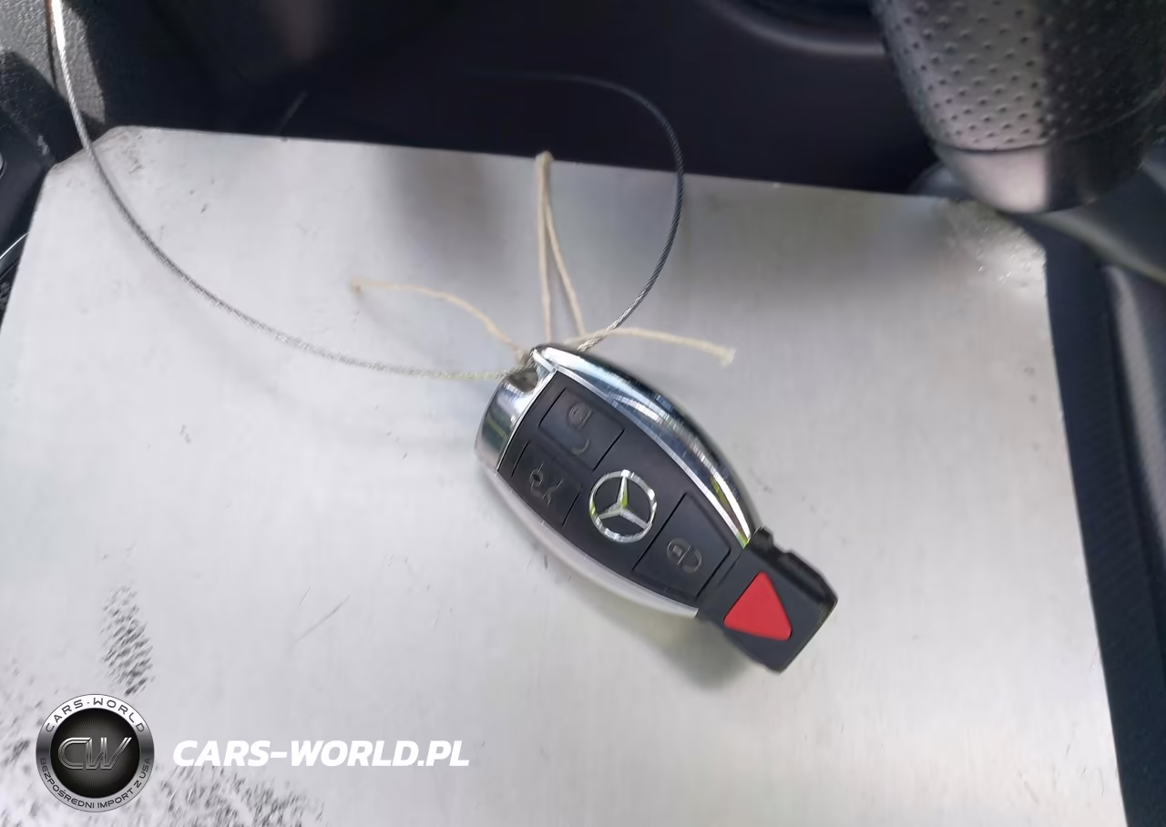 2015 Mercedes-Benz C 300 VIN:55SWF4JB1FU089134 - 11