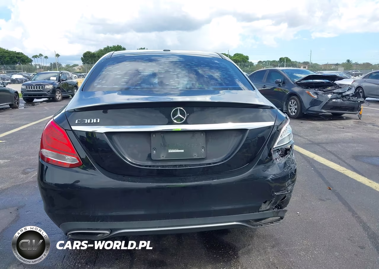 2015 Mercedes-Benz C 300 VIN:55SWF4JB1FU089134 - 16