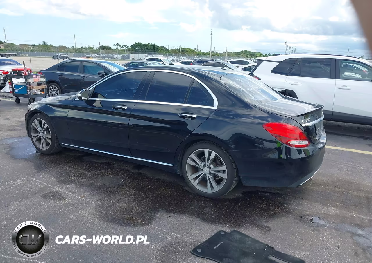 2015 Mercedes-Benz C 300 VIN:55SWF4JB1FU089134 - 3