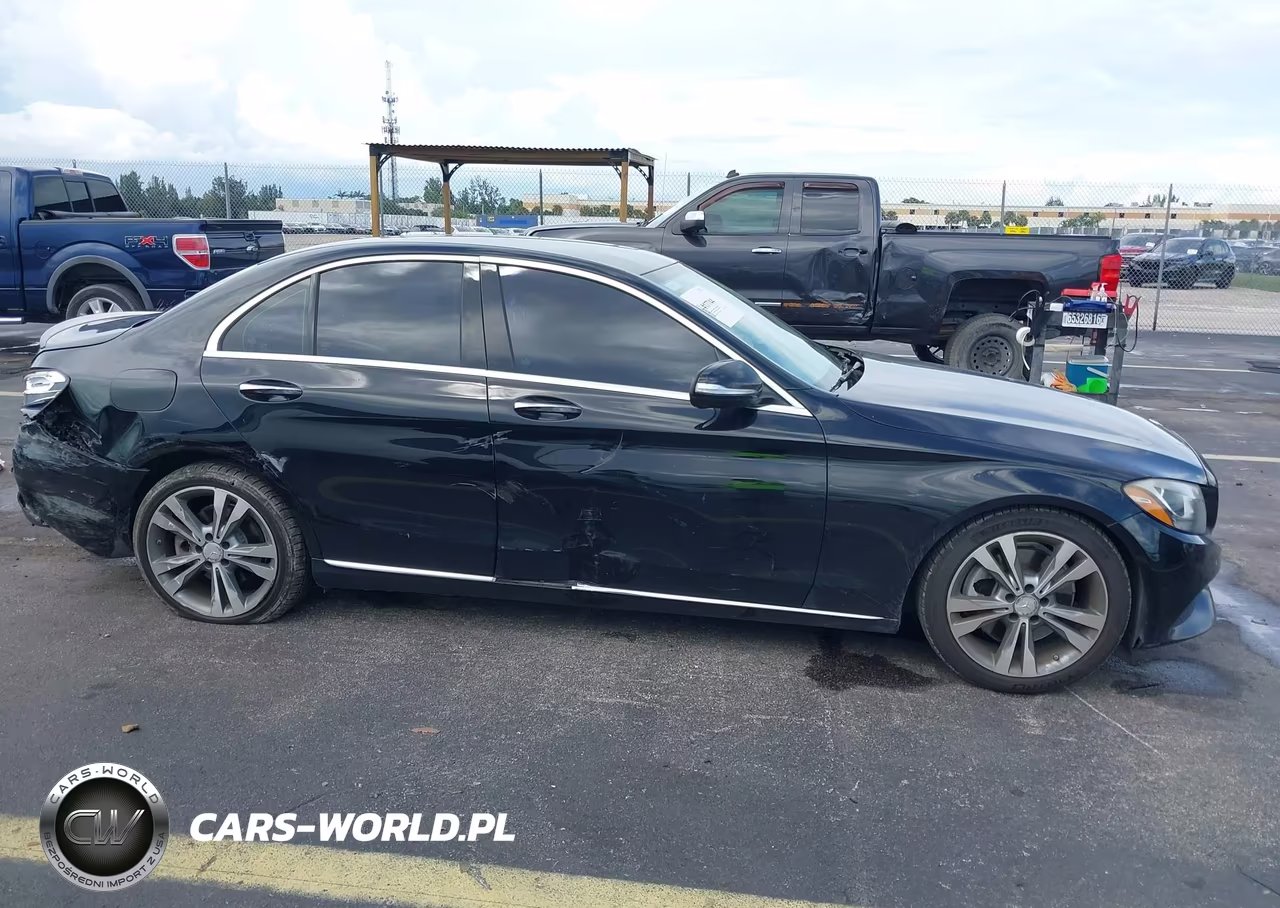 2015 Mercedes-Benz C 300 VIN:55SWF4JB1FU089134 - 6