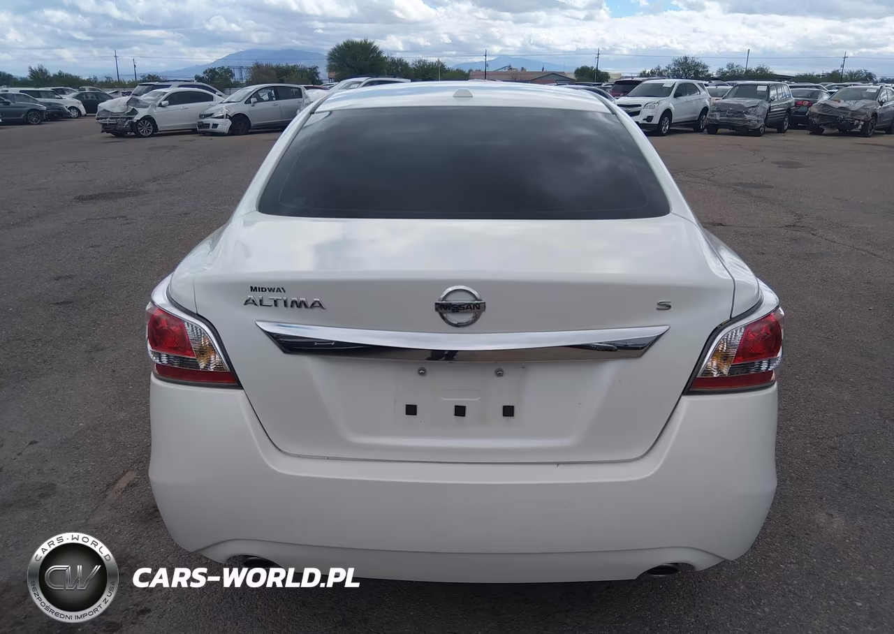 2015 Nissan Altima 2.5 S VIN:1N4AL3AP0FN331767 - 16