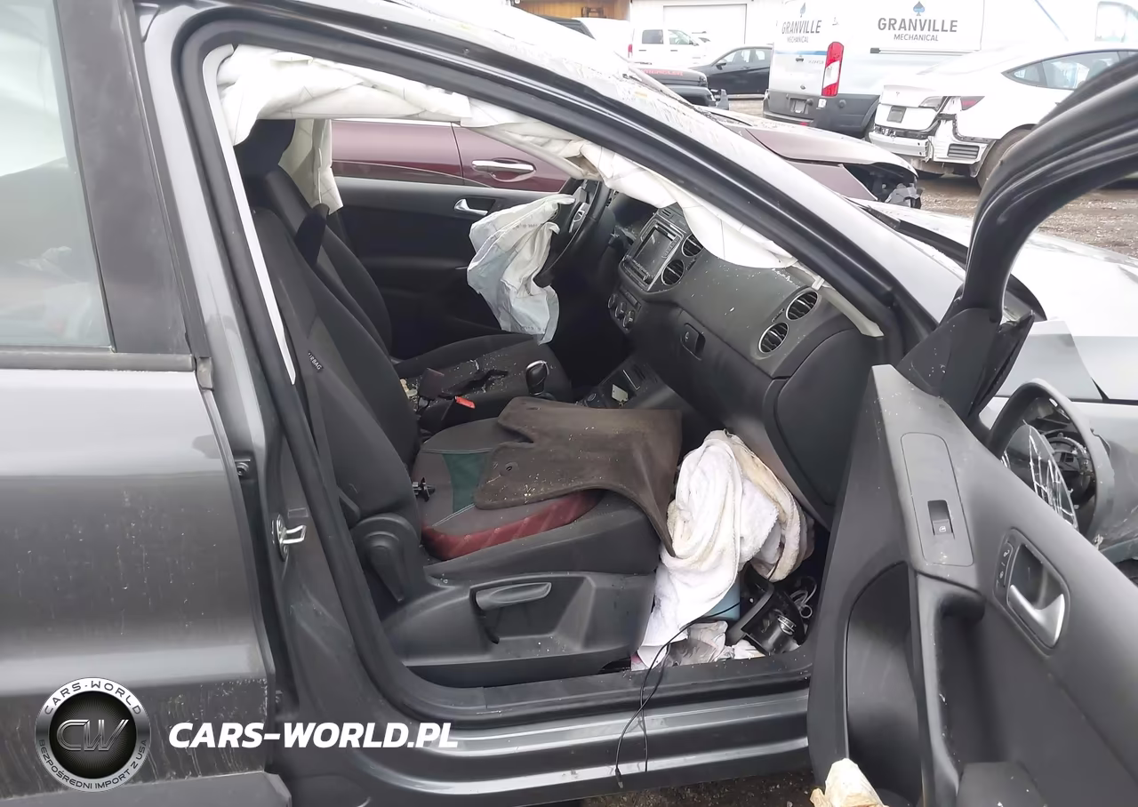 2017 Volkswagen Tiguan 2.0T-2.0T S VIN:WVGBV7AX6HK042408 - 5