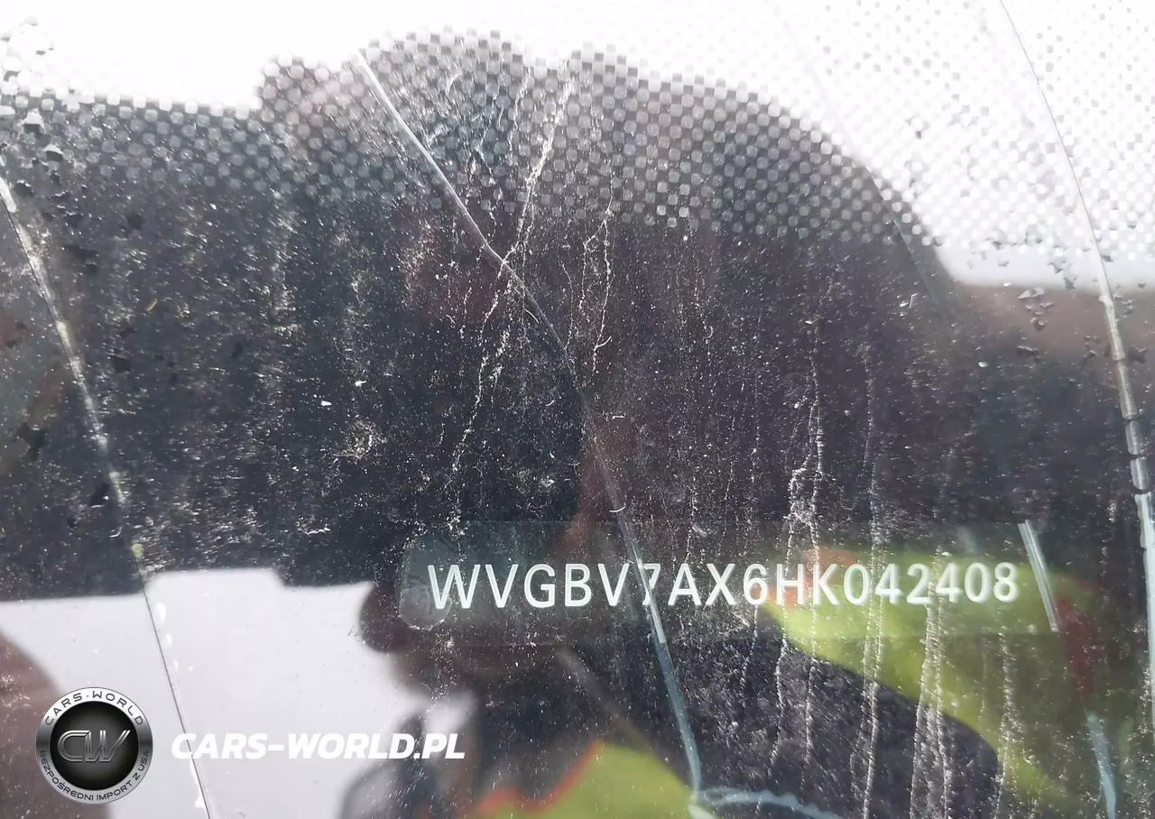 2017 Volkswagen Tiguan 2.0T-2.0T S VIN:WVGBV7AX6HK042408 - 9