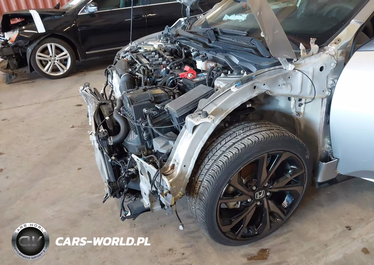 2018 Honda Civic Sport VIN:SHHFK7G42JU222756 - 19