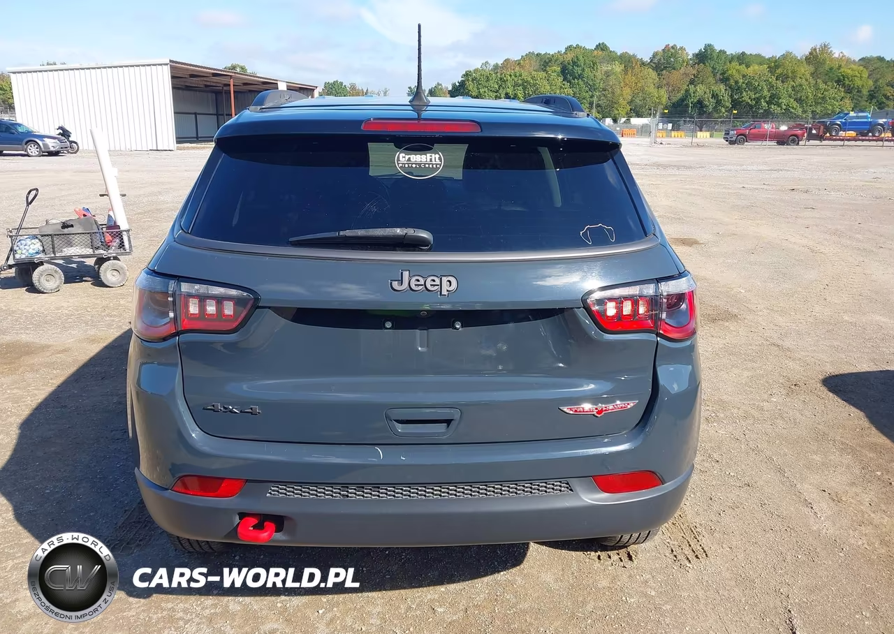 2018 Jeep Compass Trailhawk 4X4 VIN:3C4NJDDB1JT128967 - 16